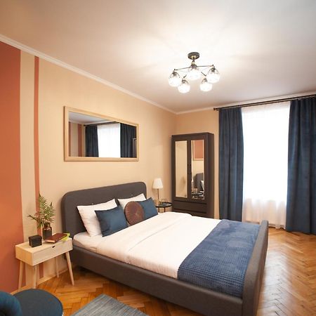 Romantic Suite, 3Mins To Rynok Square Lviv Ngoại thất bức ảnh