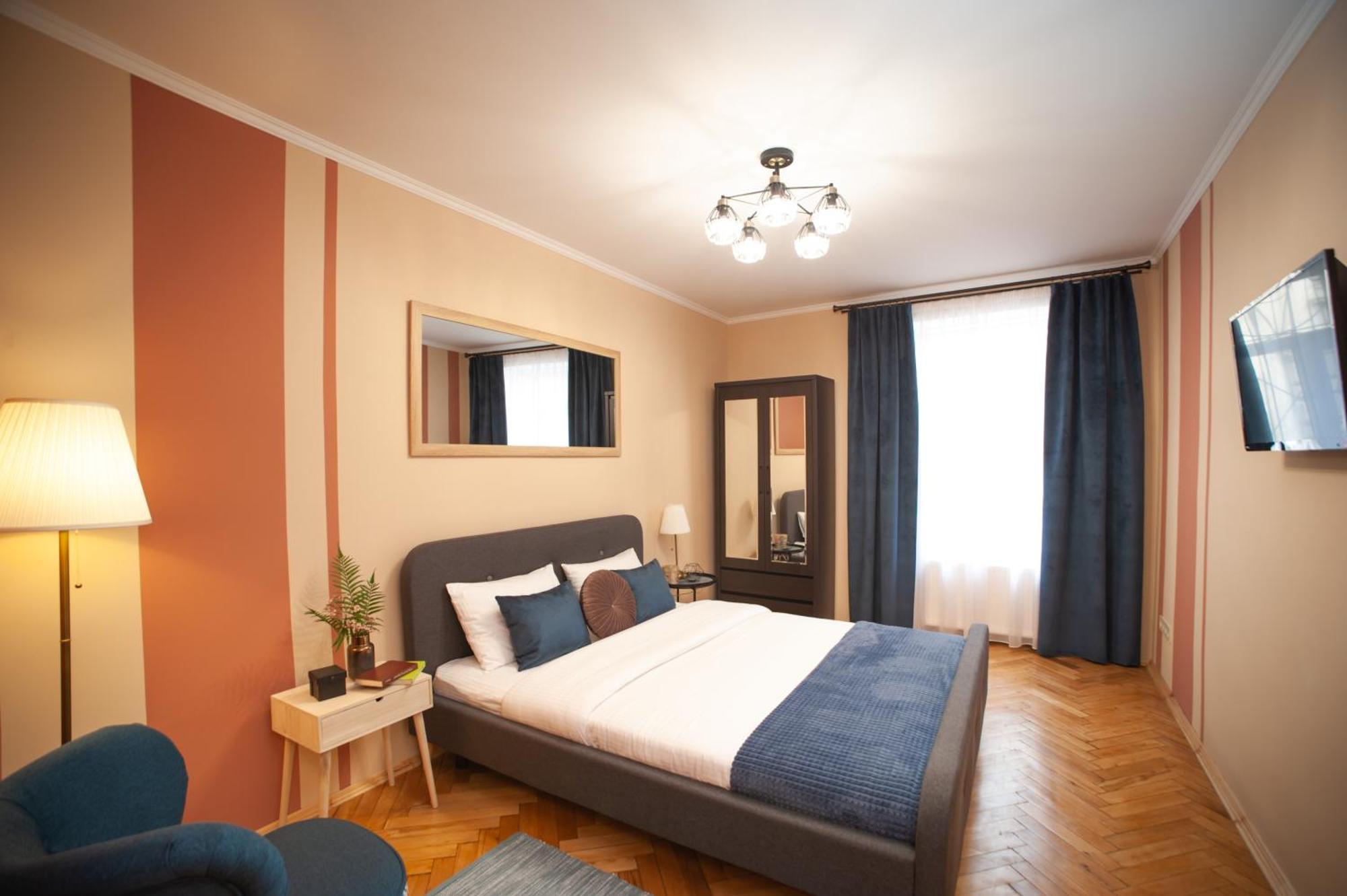 Romantic Suite, 3Mins To Rynok Square Lviv Ngoại thất bức ảnh